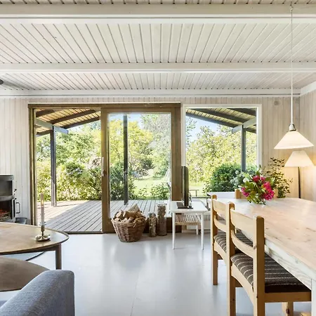 Lovely In With Kitchen Semesterbostad