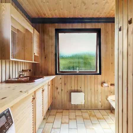 Lovely In With Kitchen Semesterbostad