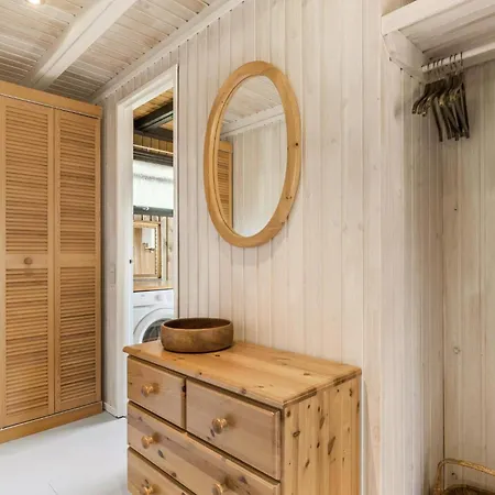 Lovely In With Kitchen Semesterbostad