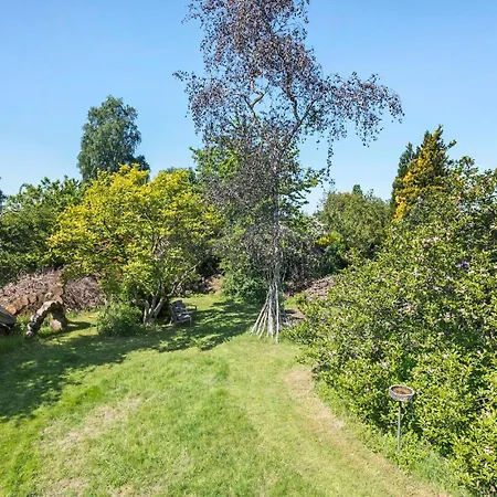 Lovely In With Kitchen Holiday home *